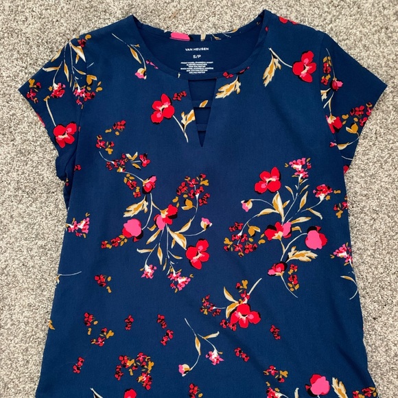 Two Tops, size small - Picture 2 of 2